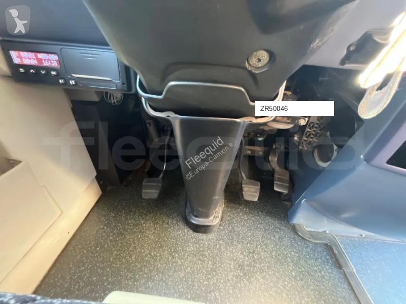 باص Irizar i6