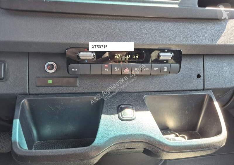 باص Mercedes SPRINTER TRANSFER