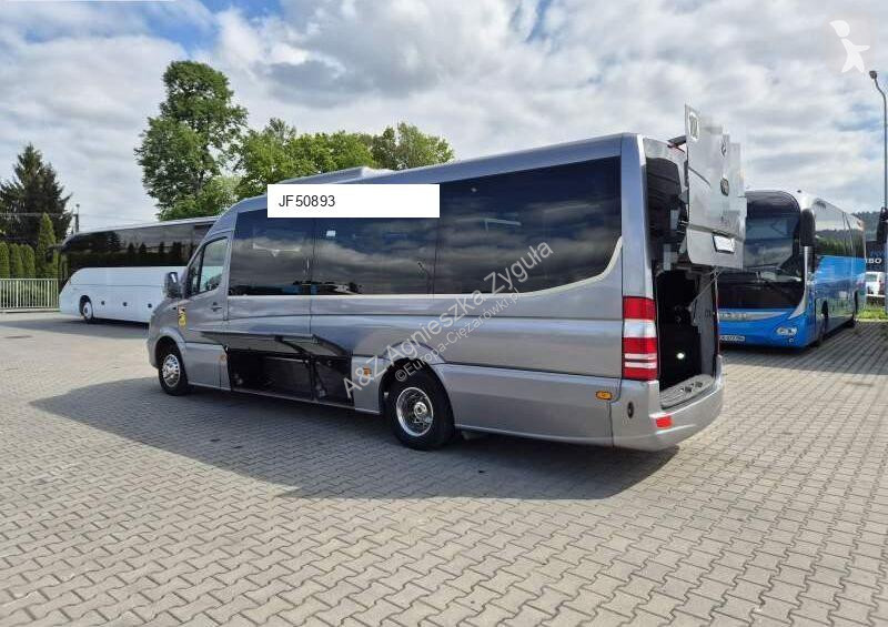 باص Mercedes SPRINTER 519