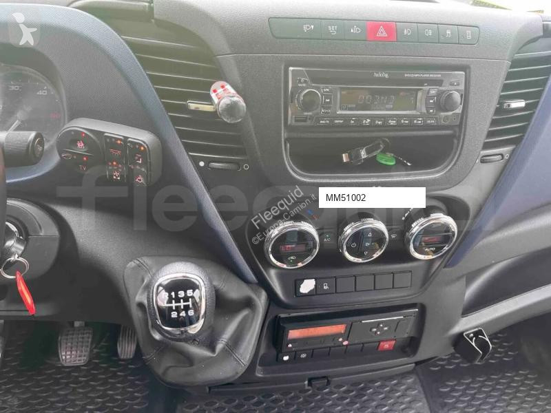 باص Iveco Ferqui