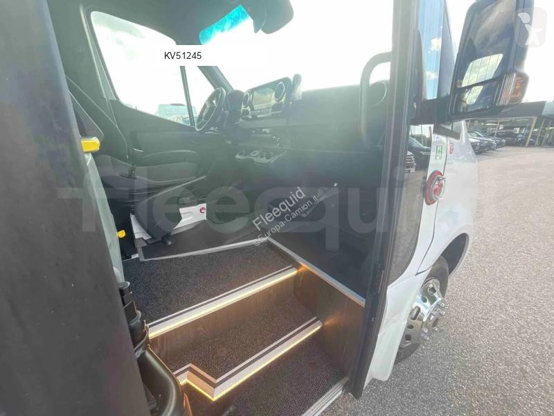 Autobús Mercedes