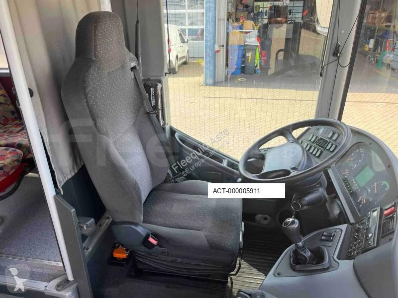 Autóbusz Setra S412
