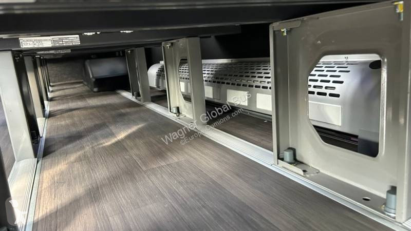 Autobus Mercedes 517 Multi neuf sur commande