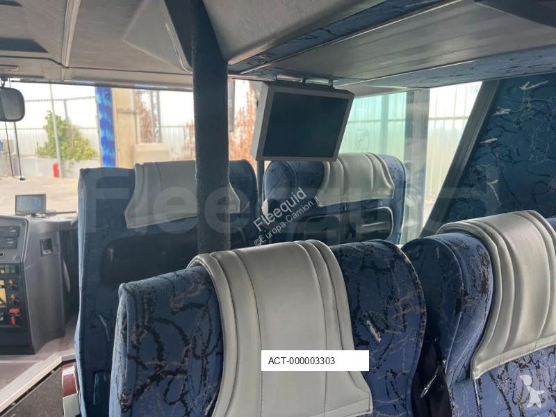 Autobus Setra S328