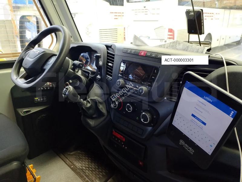 باص Iveco Indcar