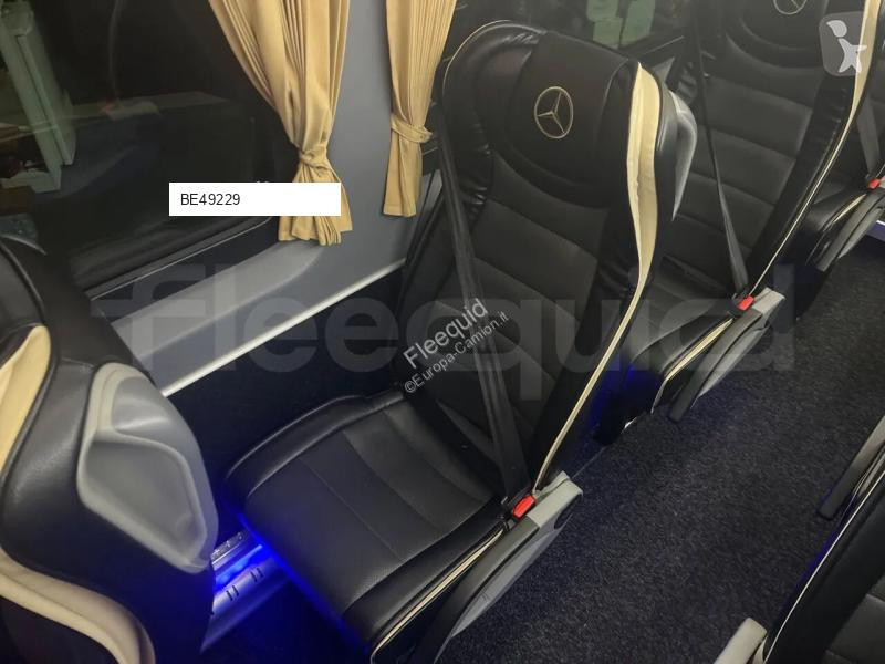 باص Mercedes