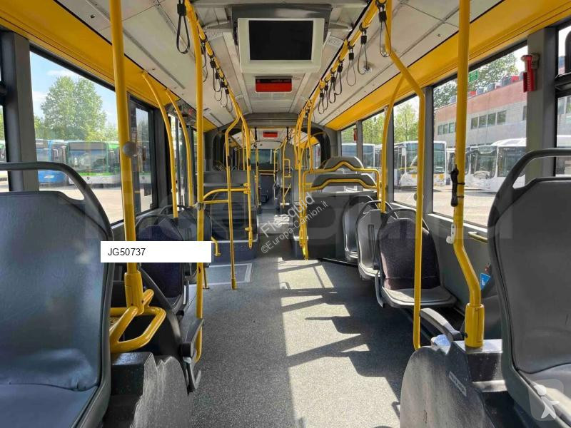 Autobuz Mercedes