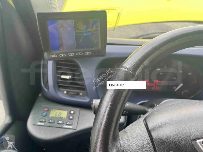 باص Iveco Ferqui