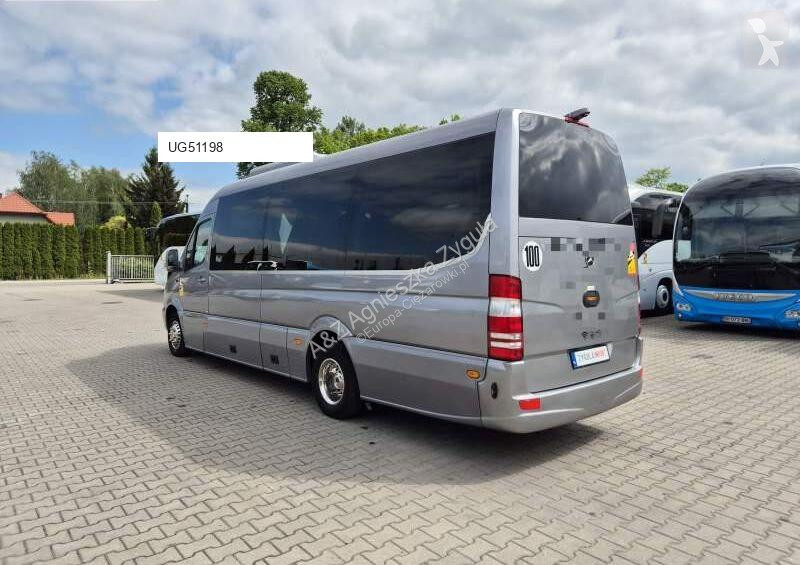 باص Mercedes SPRINTER 519