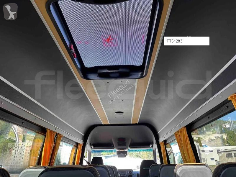 Autobús Mercedes