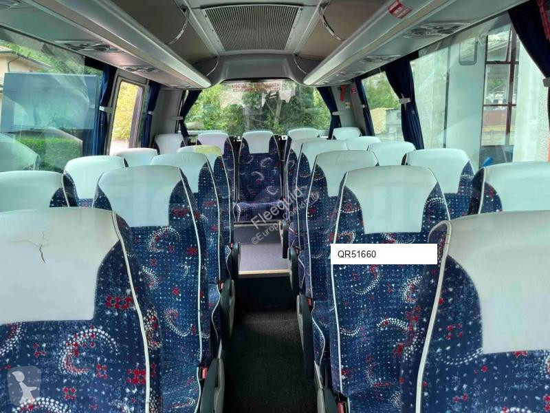 باص Iveco Unvi Compa