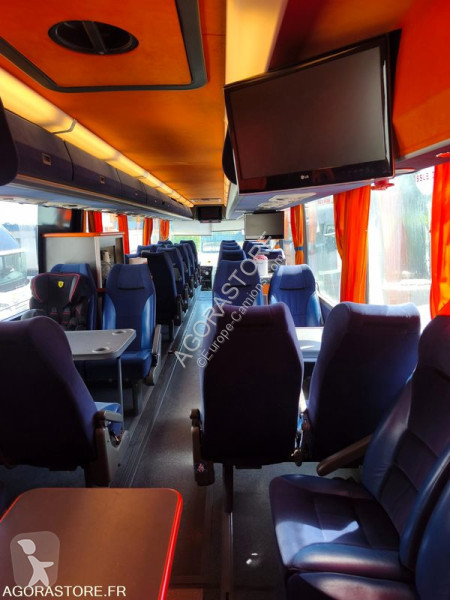 Autobussen Van Hool 916