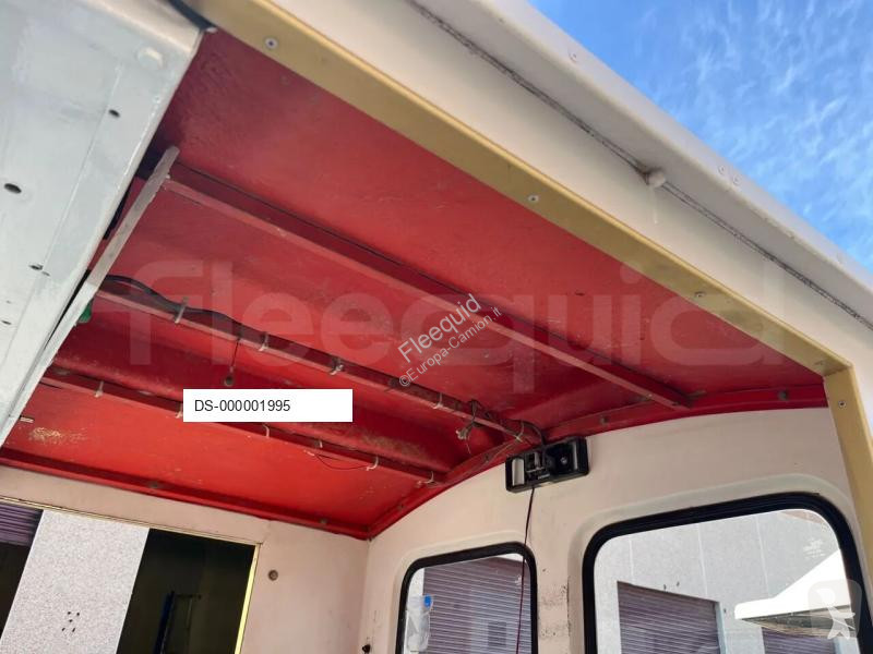 Autóbusz  HD180F