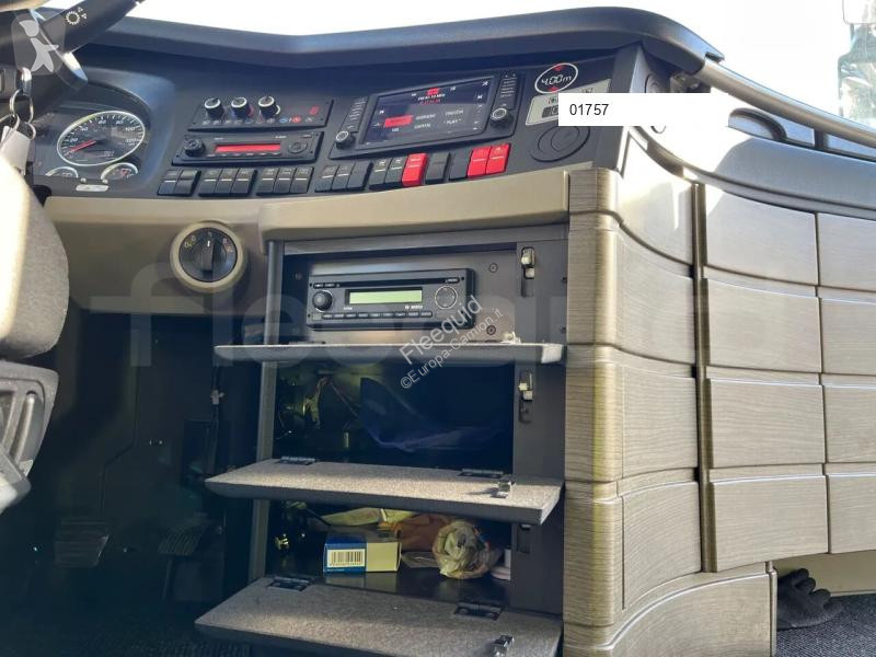 Neoplan Skyliner bus