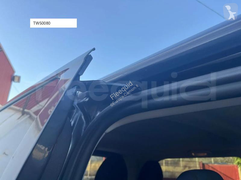 باص Mercedes