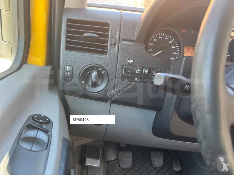 باص Mercedes