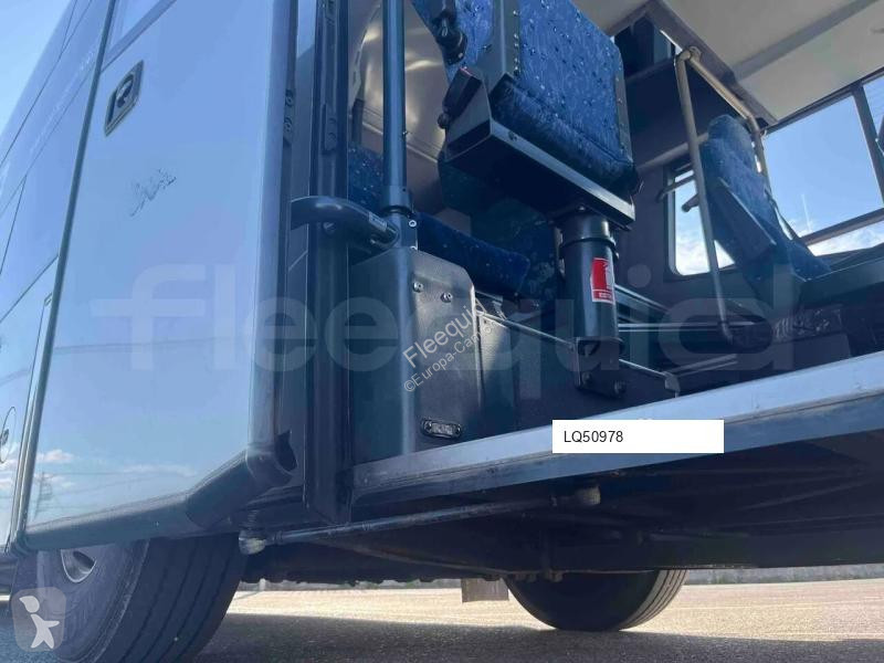 باص Neoplan Cityliner