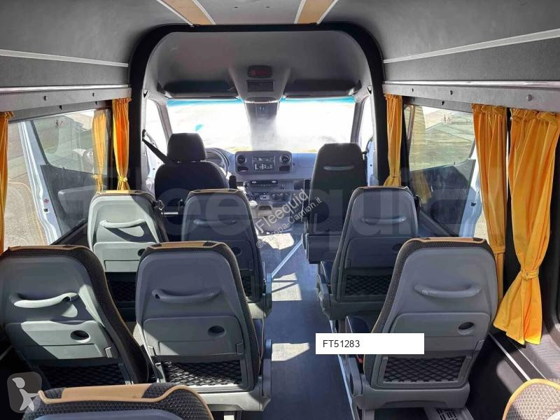 Autobús Mercedes