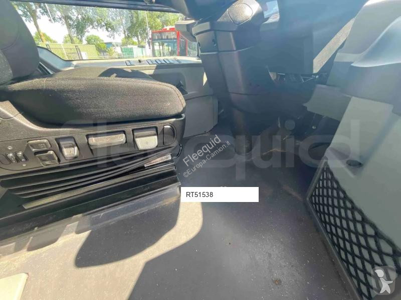 باص Mercedes