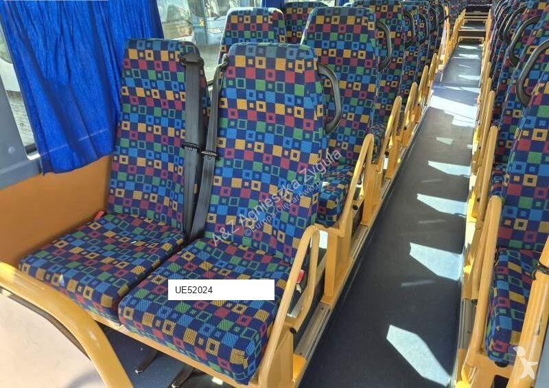 Autobussen Irisbus RECREO