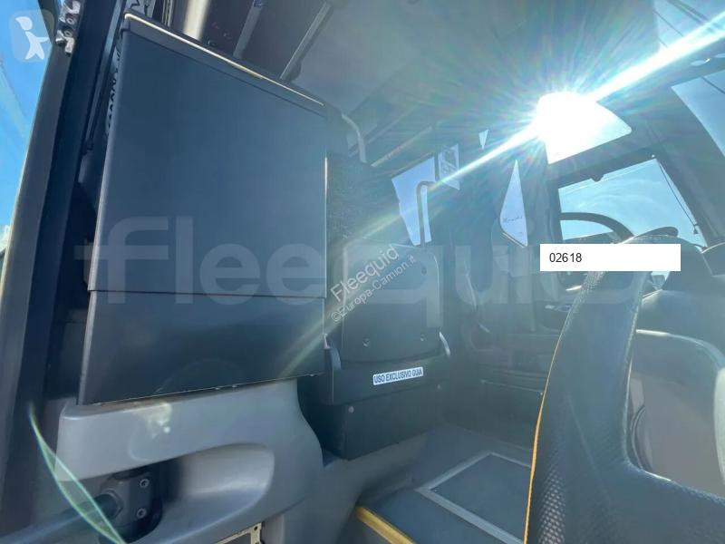 Iveco 389 bus
