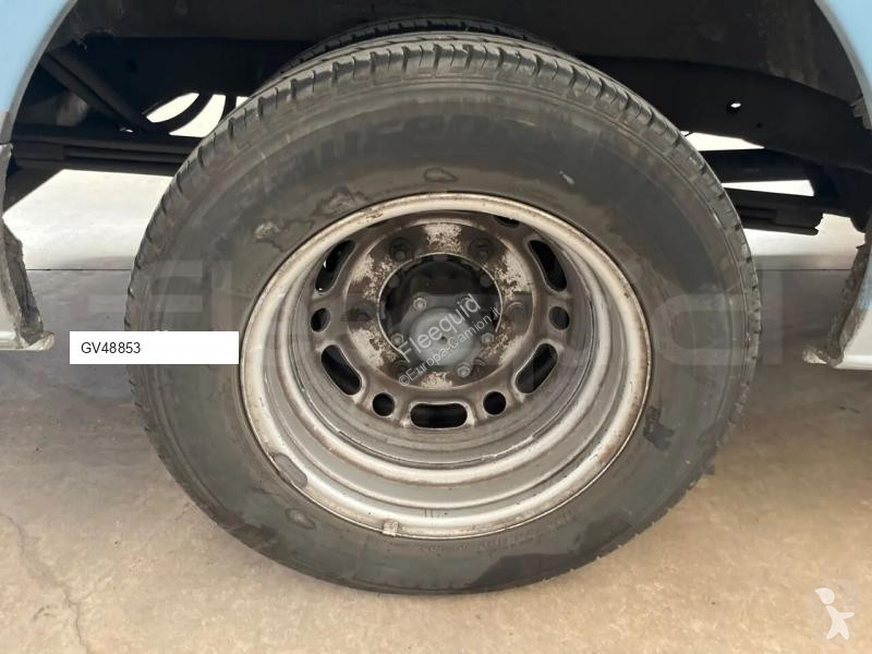 باص Mercedes