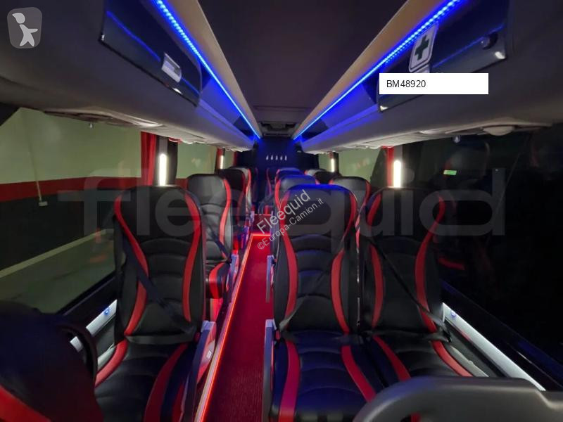 باص Mercedes