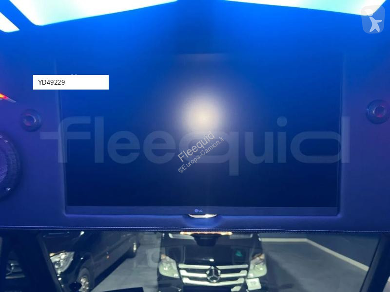 باص Mercedes