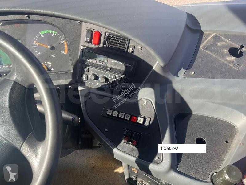 باص Mercedes