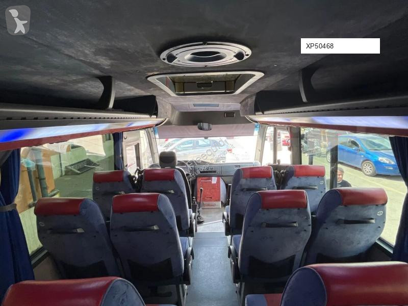 Autobús Mercedes 818