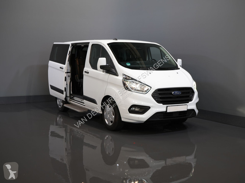 عربة نفعية Ford Tourneo 2.0 TDCI €28.352,-...