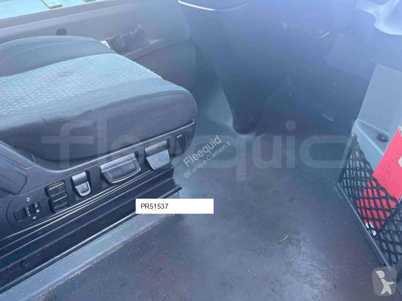 باص Mercedes
