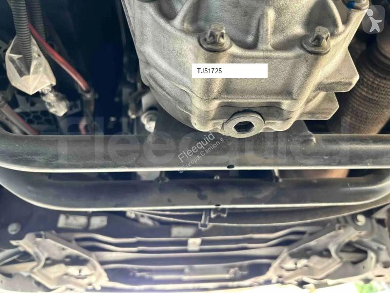 باص Mercedes