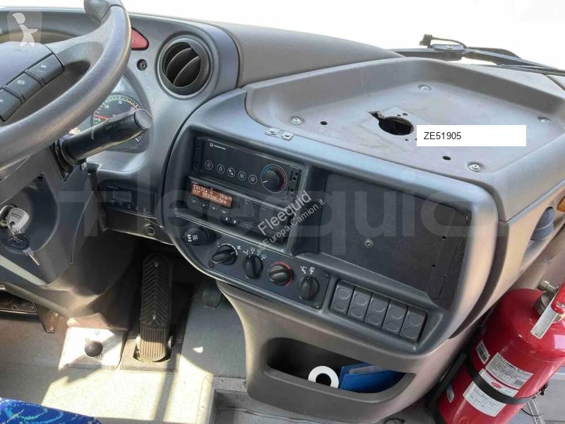 باص Iveco