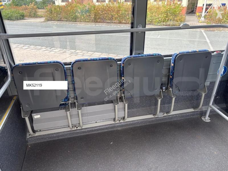 Autobussen Isuzu Novo
