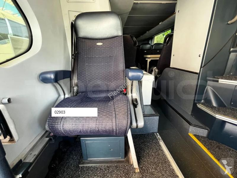 Neoplan Skyliner bus
