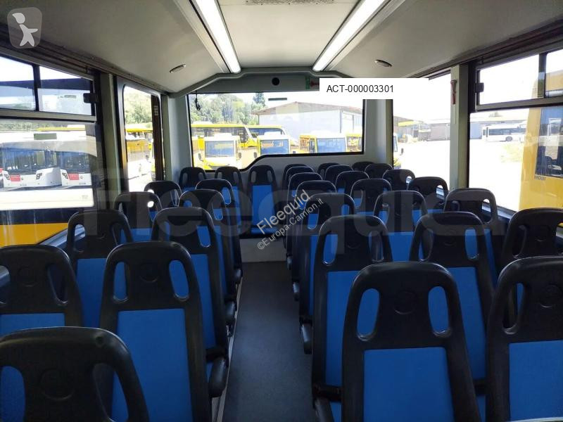 باص Iveco Indcar