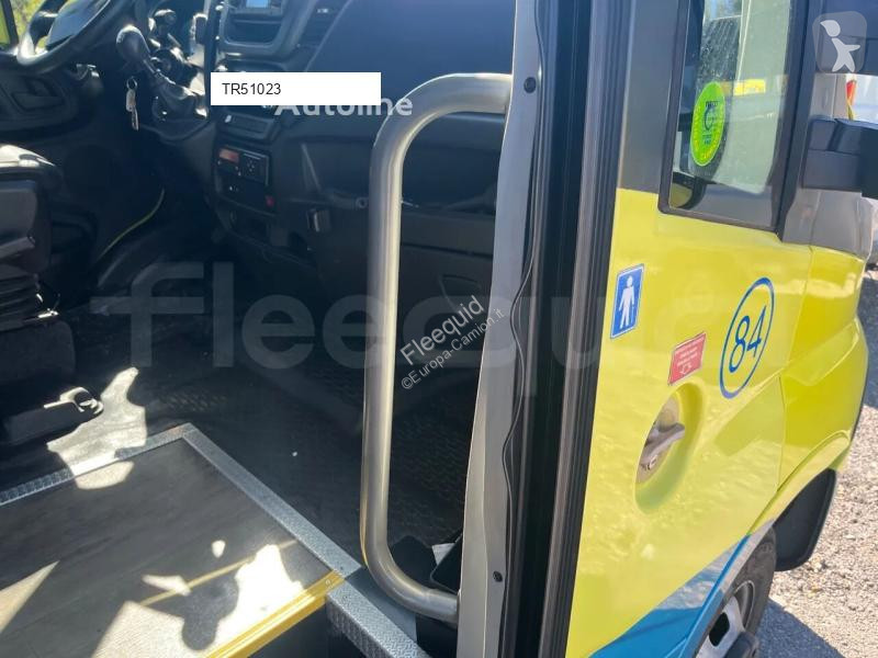 باص Iveco Ferqui