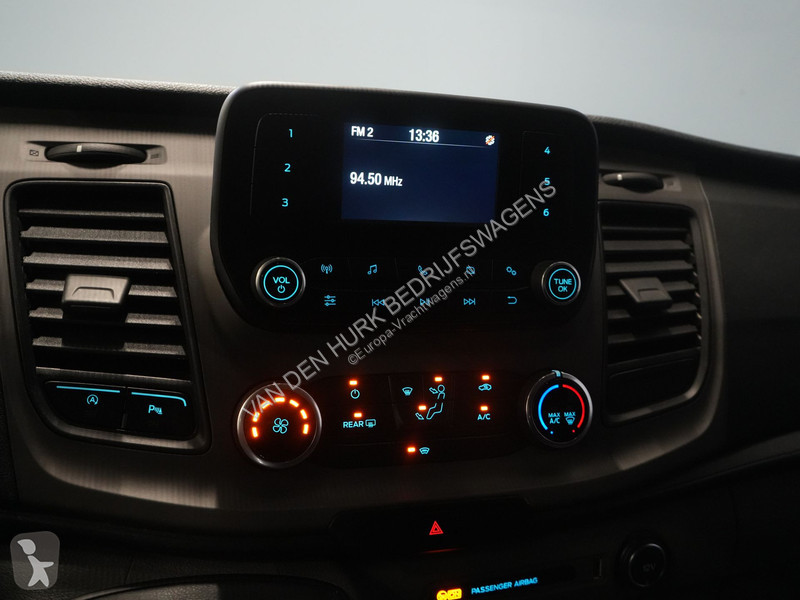 Užitkové vozidlo Ford Tourneo 2.0 TDCI €...