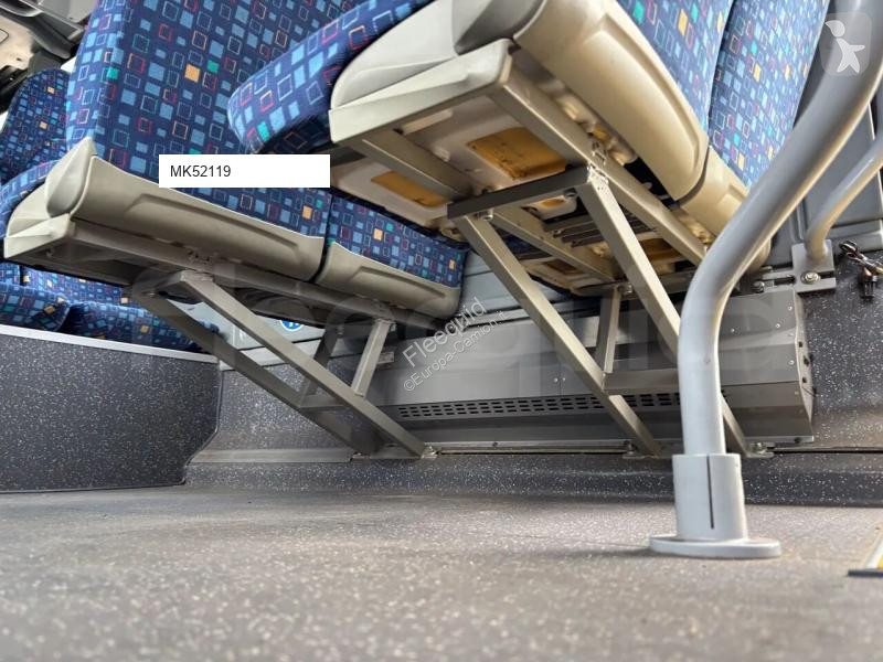 Autobussen Isuzu Novo