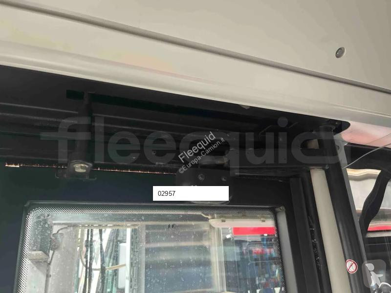 MAN  bus