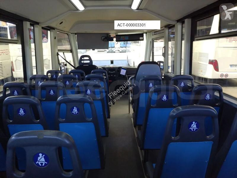 باص Iveco Indcar