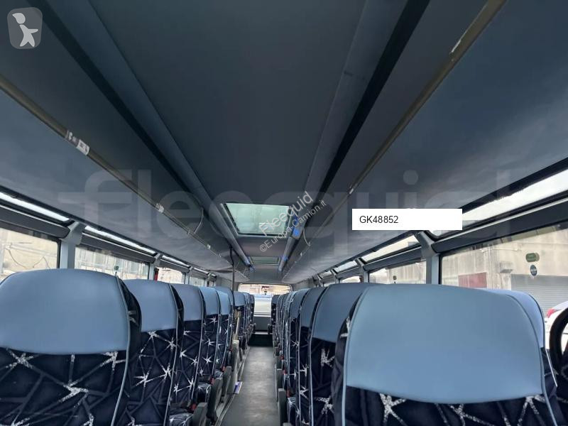باص Neoplan Skyliner