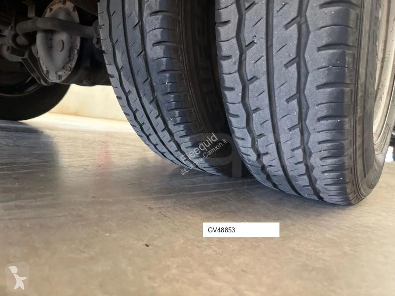 باص Mercedes