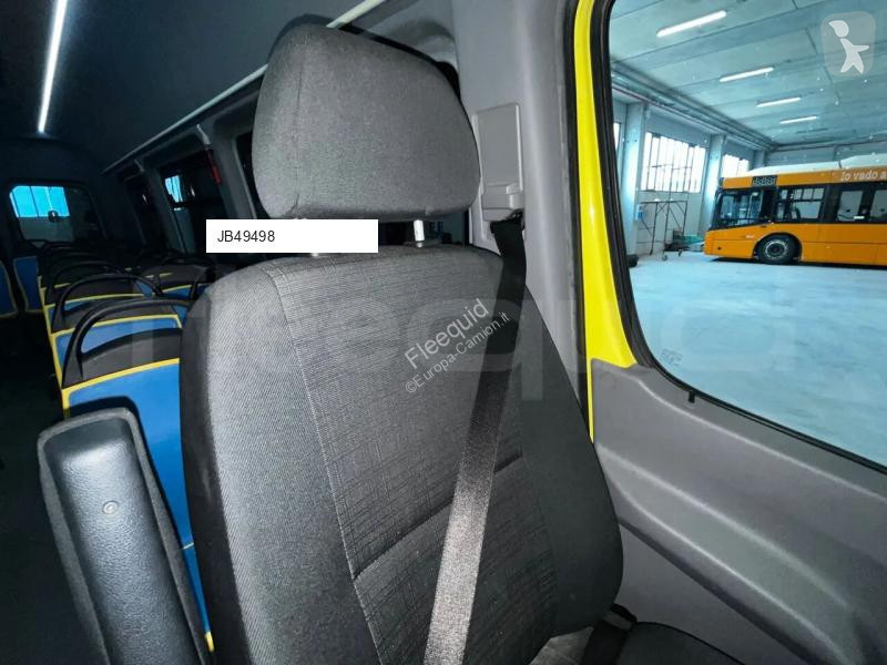 باص Mercedes