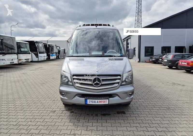 باص Mercedes SPRINTER 519