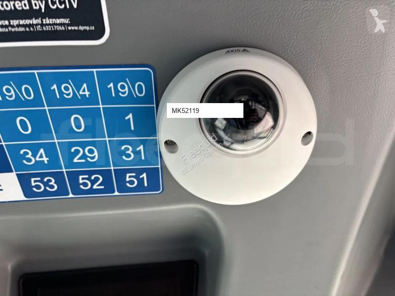 Autobussen Isuzu Novo