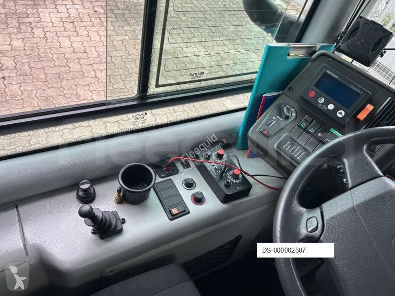 Autocar Volvo Unvi