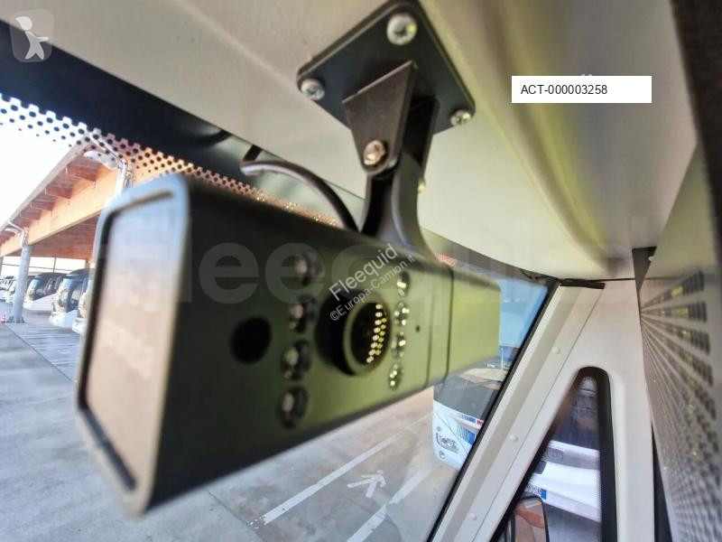 باص Iveco Indcar