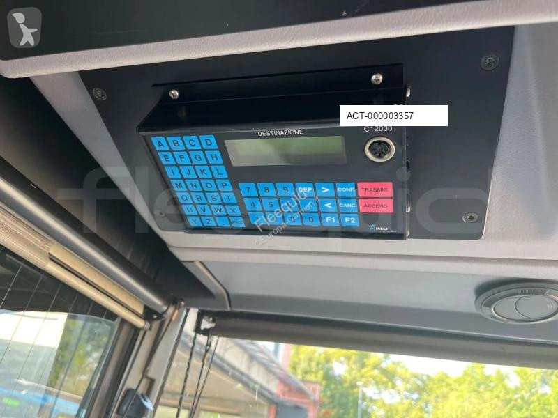 Bus Mercedes